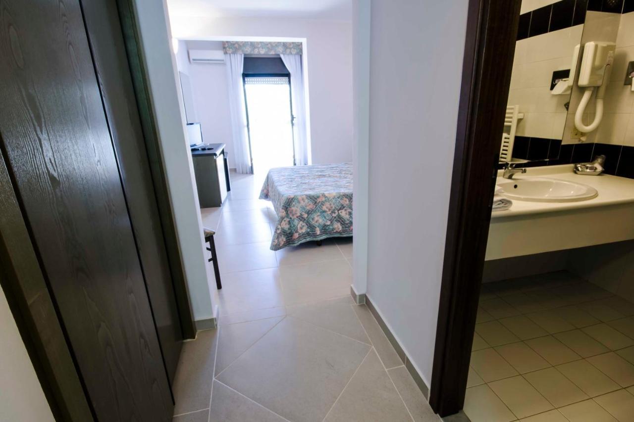 Hotel Torre Del Sole Tarquinia Zewnętrze zdjęcie