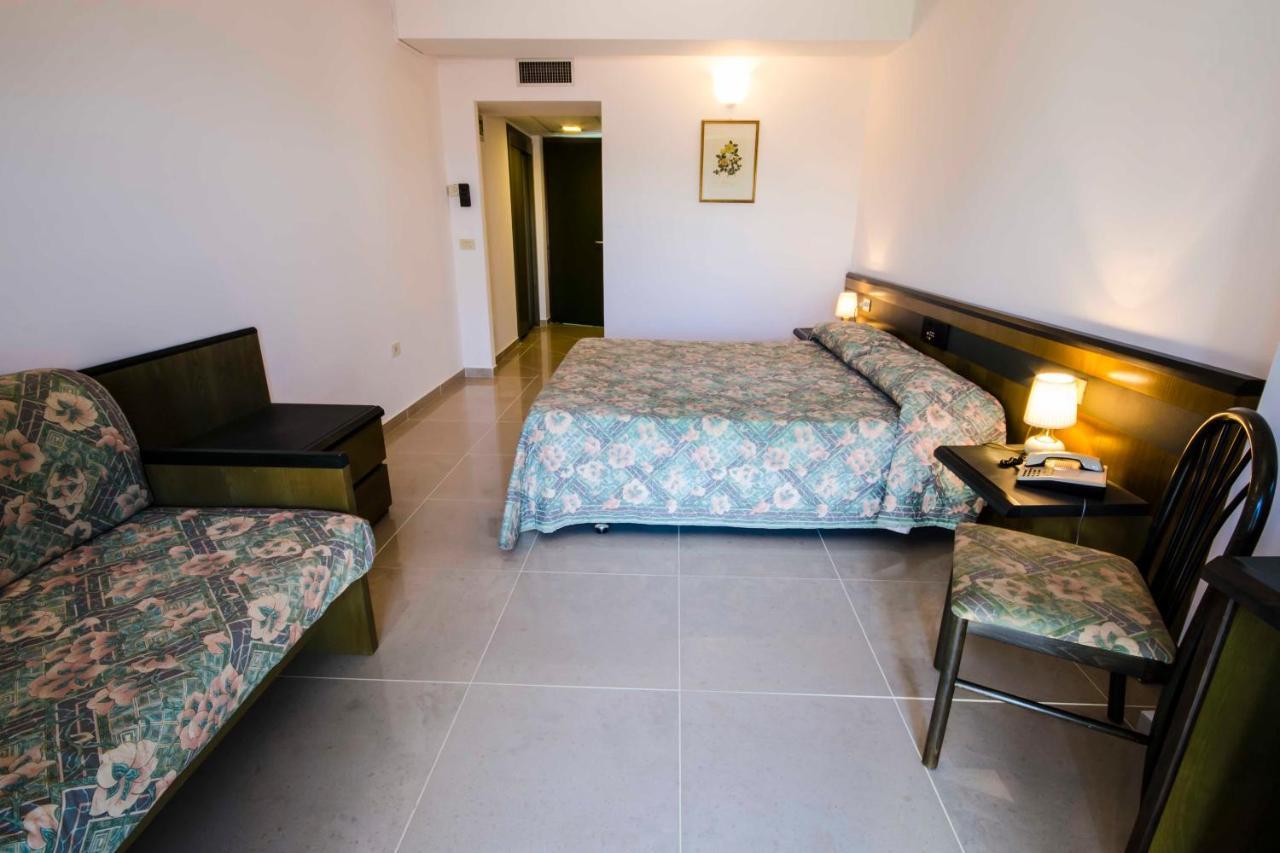 Hotel Torre Del Sole Tarquinia Zewnętrze zdjęcie